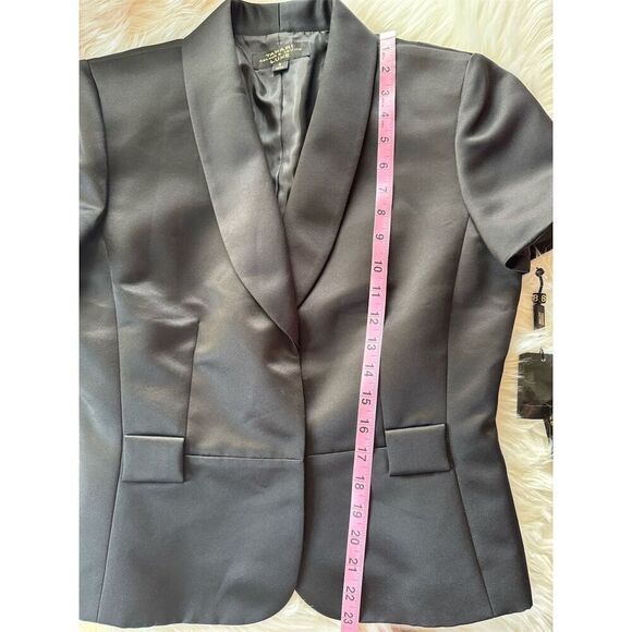 Tahari Arthur S. Levine Women's Belted Cropped Blazer Jacket Size 8 Black Formal - Picture 11 of 14